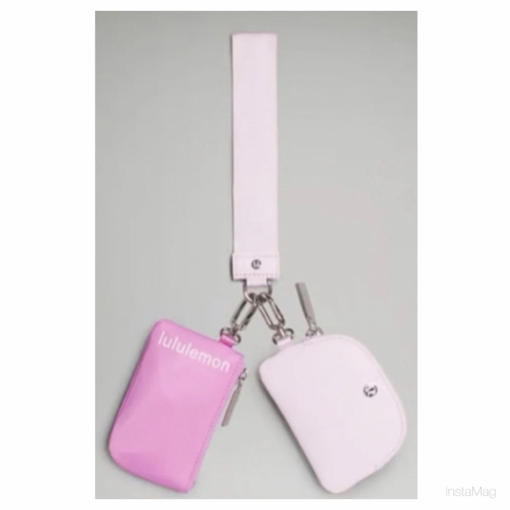 NEW Lululemon Dual Pouch Wristlet in Dahlia Mauve/Meadowsweet Pink